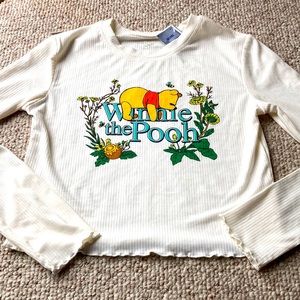 Disney Winnie the Pooh long sleeve tee. Cream. Size M. NWT